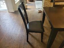 table cuisine avec chaises - Photo 2