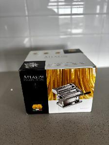 Maracto Atlas 150 Pasta Maker like new