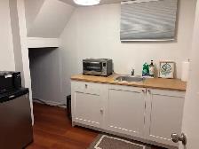 1 bed 1 bath basement for rent - Photo 3