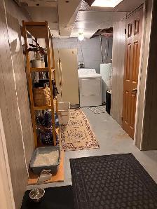 1 bed 1 bath basement for rent - Photo 5