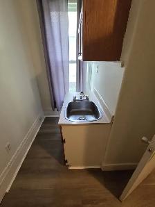 Bachelor Unit in Downtown Middleton - Photo 4