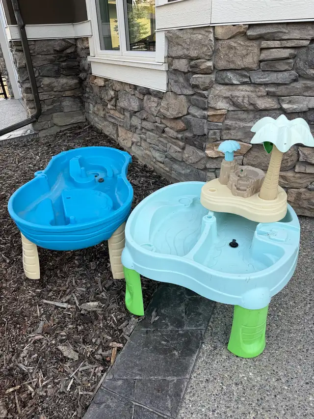 Free kids toddle water tables