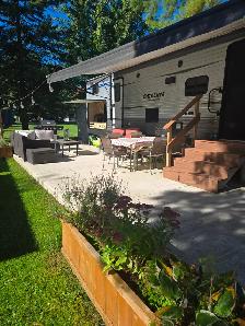 Trailer for Sale- Fisherman’s Cove Trailer Park Resort