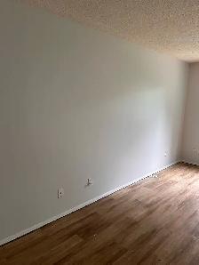 professional Interior Painting - Photo 9