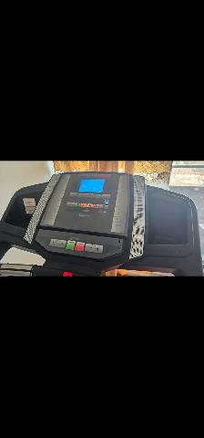 Treadmill for sale - Photo 4