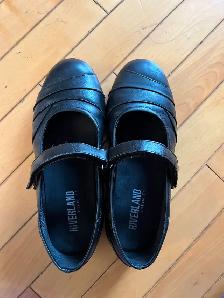 Chaussures noirs pour fille size 2.5 - Photo 2
