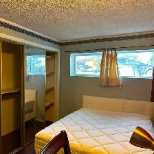 5 mins walk to U of C, Brentwood station, 650 all included