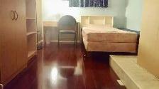 5 mins walk to U of C, Brentwood station, 650 all included - Photo 2