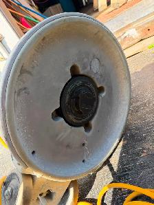 DUSTBANE FLOOR POLISHER - Photo 3
