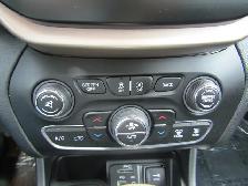 2016 Jeep Cherokee 4WD 4dr NORTH V6 3.2L|Remote Start|No Acciden - Photo 16