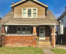 Prime Student Housing  5-Min Walk to UWindsor!