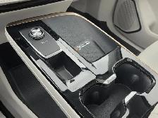 2026 Buick Enclave Avenir- Panoroof - Vented Seats - Demo/Used - Photo 40