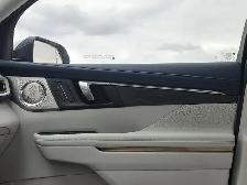 2026 Buick Enclave Avenir- Panoroof - Vented Seats - Demo/Used - Photo 42