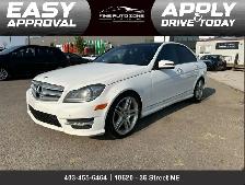 2014 Mercedes-Benz C350 AWD, Back Cam, Sunroof, No Reported Acci