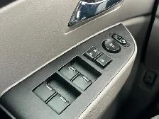 2015 Honda Odyssey :Backup Cam, Power Slide Doors - Photo 18