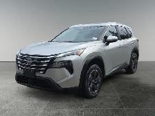 2025 Nissan Rogue SV Moonroof
