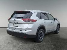 2025 Nissan Rogue SV Moonroof - Photo 7