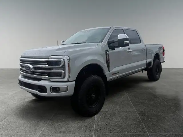 2025 Ford Super Duty F-350 SRW Platinum Plus Tremor