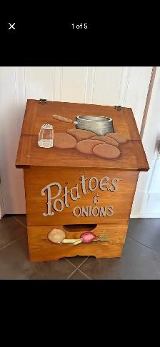 Potatoes and Onions Wooden Storage Bin