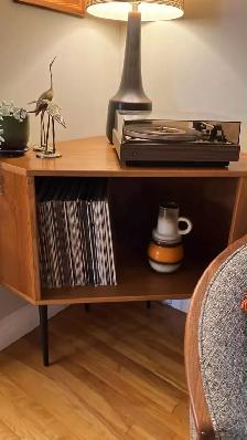 Mid century. TEAK TECK. Crédence d'angle, buffet, bahut disque v - Photo 2
