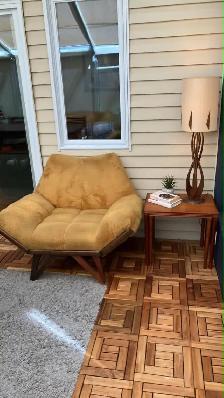 Mid century. TEAK TECK. Tables gigognes pour fauteuil, canapé, t