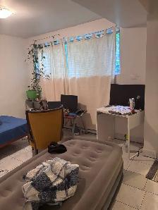 Bachelor unit for Rent on Cote des neiges