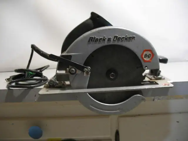 Black and Decker Corded 8 Inch Circular Saw