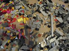 Over 2600 Random LEGO Pieces - Photo 9