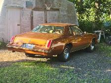 1977 Cutlass Supreme Brougham - Photo 2