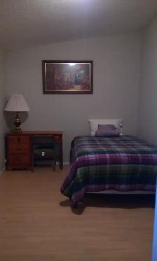 Room For Rent Near University Of Manitoba - Photo 2