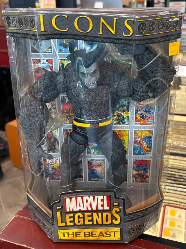 Toybiz Marvel's XMen BEAST Collectable Figure New In Box