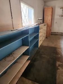 Free Shelving