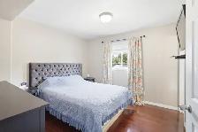 Tastefully remodelled 3bdrm 2-storey w/ finished basement! - Photo 6