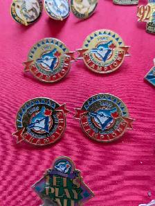 Blue Jay pins - Photo 4