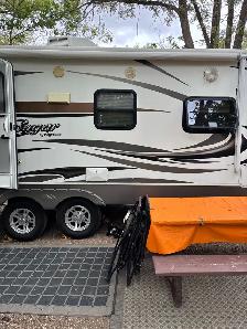 2014 Keystone lite Cougar bumper pull trailer - Photo 10