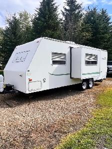 2002, 25’ Palomino Lightweight Trailer - Photo 2