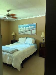3-Bedroom All-Season Cottage Rental-Point Clark – Sept.- June - Photo 12