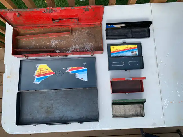 metal tool boxes