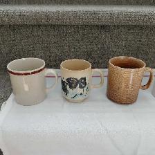 Lot de 5 tasses vintage et collection dont 2 Dollarama - Photo 2