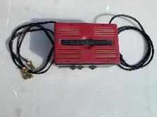 battery charger - Photo 2