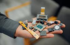 Why Buy A New TV When The Board Can Be Repaired? - Photo 2