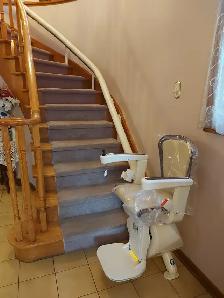 Stairlifts SALE - Photo 3