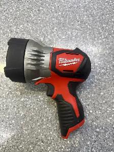 Milwaukee 2353 12V Spot Light . Tool Only