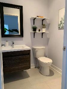 Grand logement 5 1/2 à Louer - Bord de l'eau - Photo 2