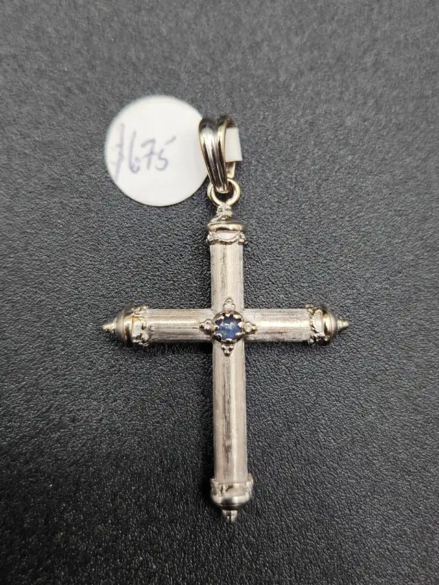 18k White Gold Cross with Sapphire