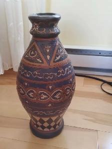 Vase décoratif / poterie Terracota signée Emilio Santacruz