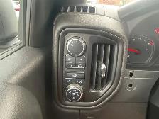2020 Chevrolet Silverado 1500 CREW CAB WITH 6 FOOT BOX! - Photo 15