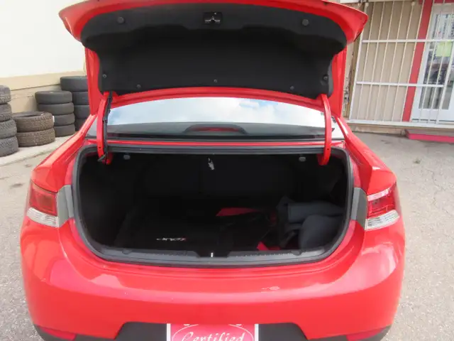 2010 Kia Forte Koup SX