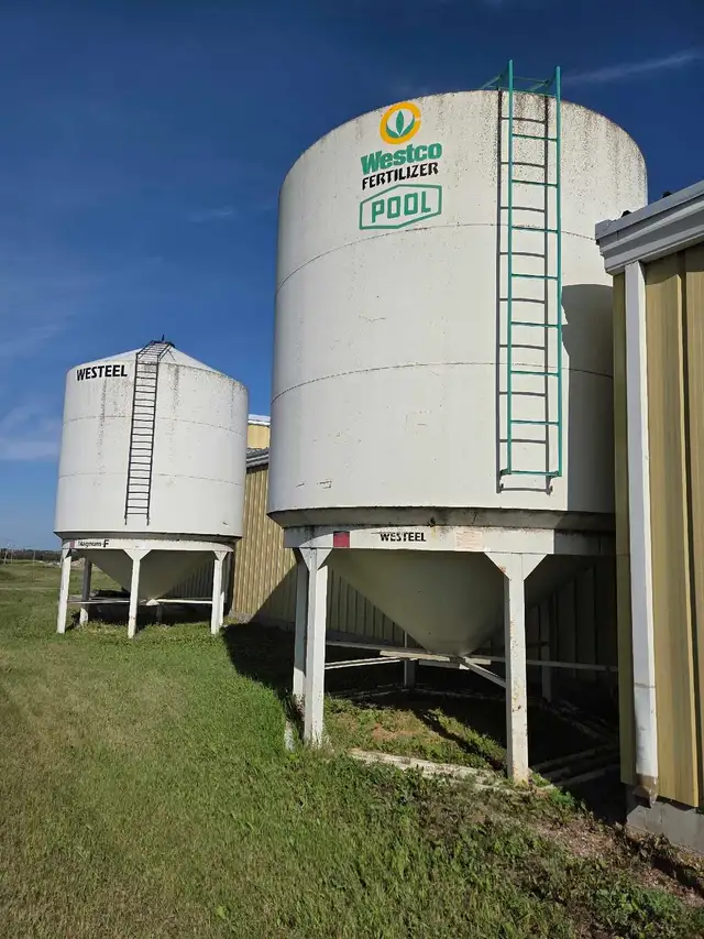 Hopper Bins Westeel 1412