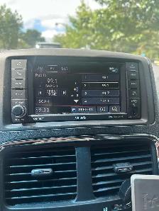 2015 Dodge Caravan SXT - Photo 3